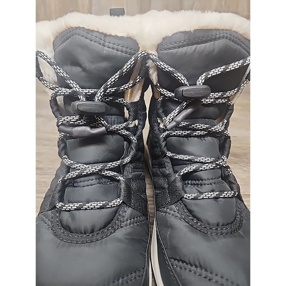 Sorel Kids Black and White Boots - Picture 8 of 12